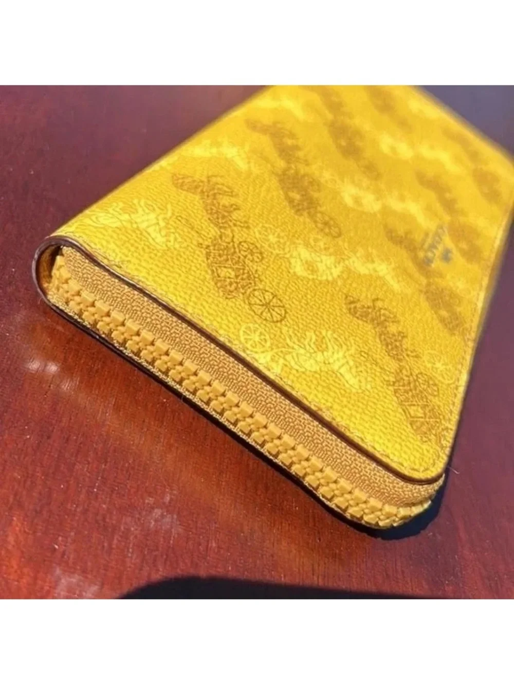NWT Coach slim accordion wallet